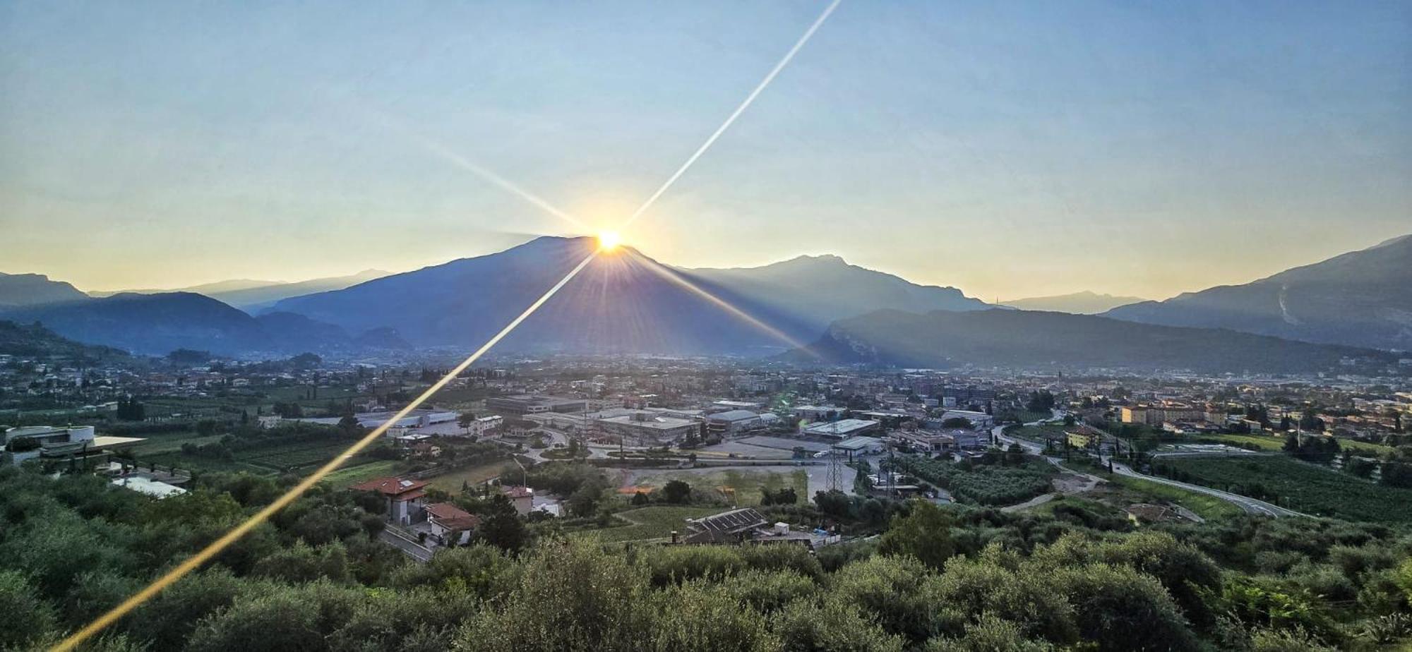 Casa Sara With Swimming Pool Apartment Riva del Garda Ngoại thất bức ảnh